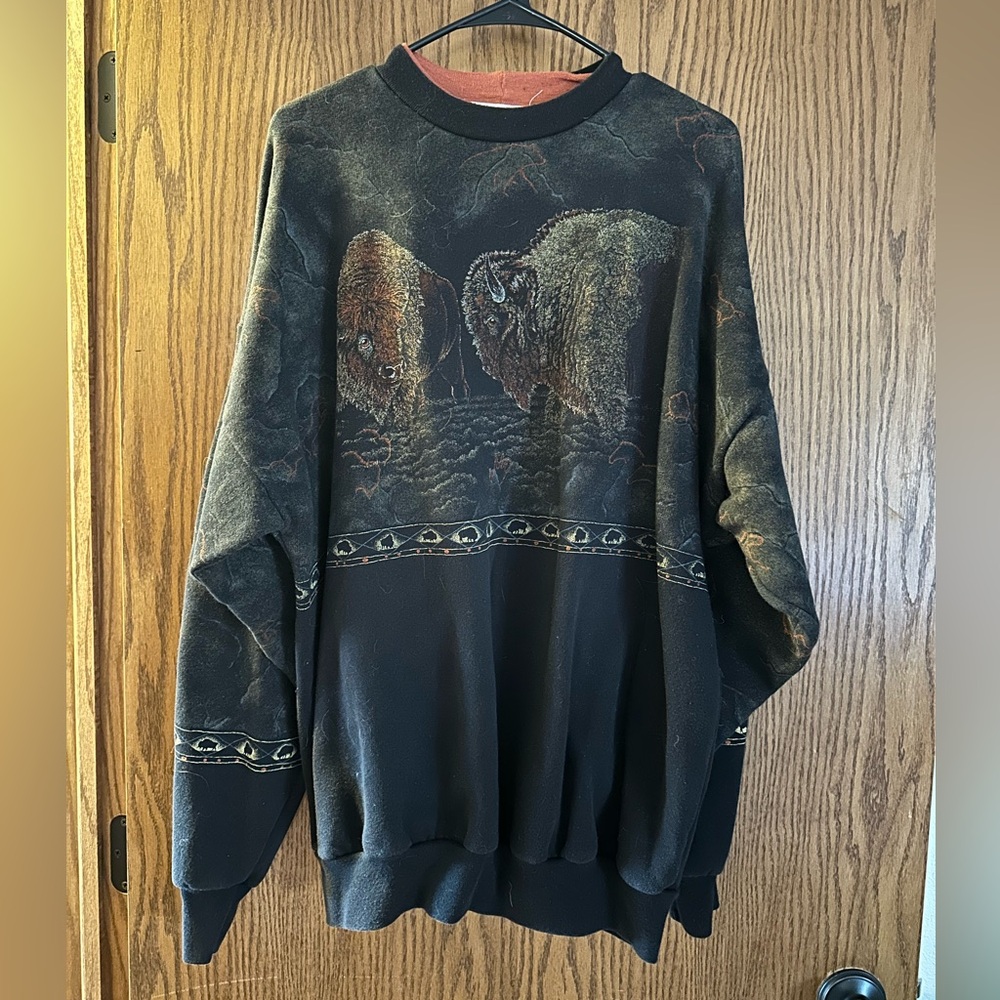 Artisan’s Sunchein Designs 90’s Buffalo Crewneck Sweatshirt men’s size XXL